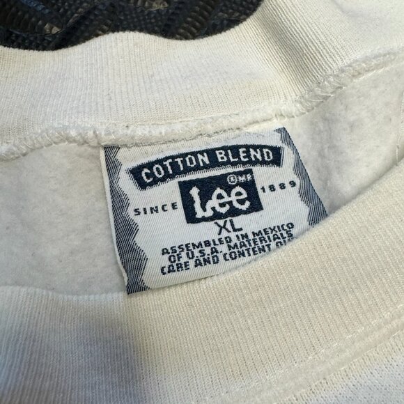 LEE SeaWorld Penguins Sweatshirt - Picture 3 of 3